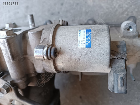 TOYOTA AVENSİS EGR VALFİ 2.0-2.2