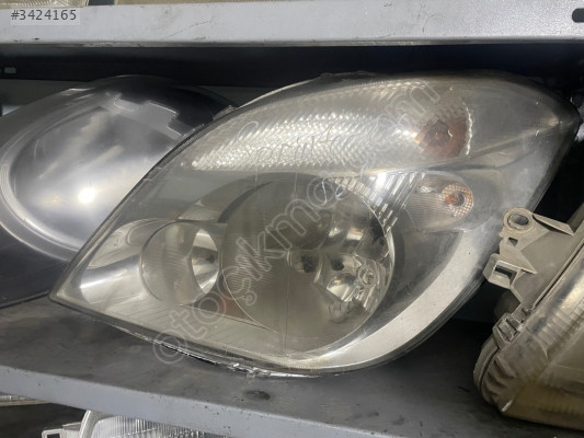 MERCEDES SPRİNTER SOL ÖN FAR SÖKME
