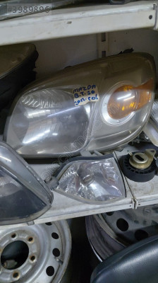 Mazda  b 2500 2011 model  sol ön  far alkal otomotiv rize