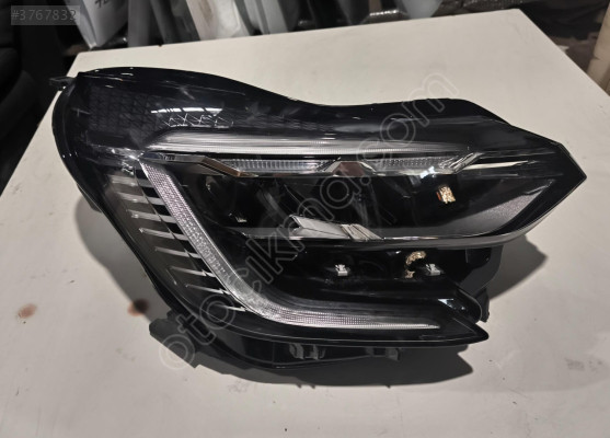 Renault Captur Sağ Far 2020/2023 Çıkma Orjinal