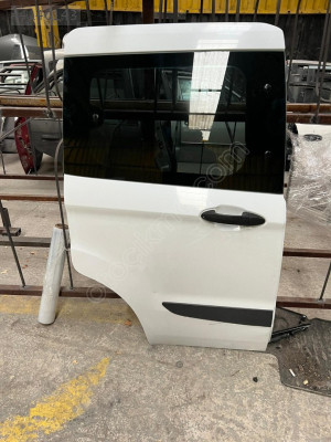FORD COURIER SAG SURGULU KAPI MERT OTO