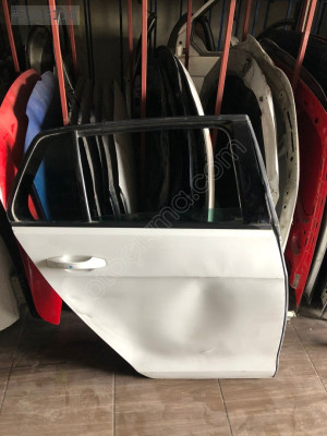 ÇIKMA VOLKSWAGEN GOLF 7 SAĞ ARKA KAPI