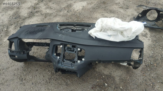 VOLVO XC90 TORPİDO ÇIKMA ORJİNAL