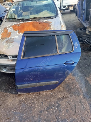 Renault Megane 1 SW Sol Arka Kapı Parçası - Mert Oto Çıkma P