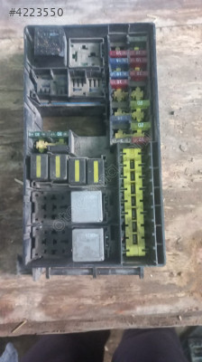 Ford focus röle sigorta kutusu