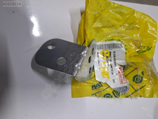Fiat doblo 4 çamurluk baglanti saci sol 51810995