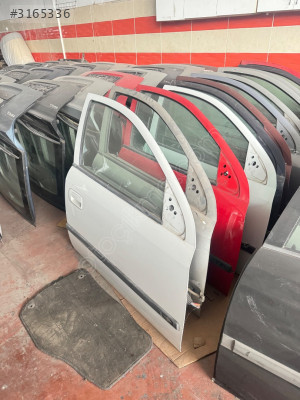 Opel astra çıkma sağ ön kapı
