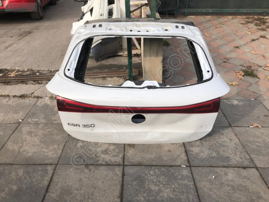 MERCEDES EQA H247 BAGAJ KAPAĞI