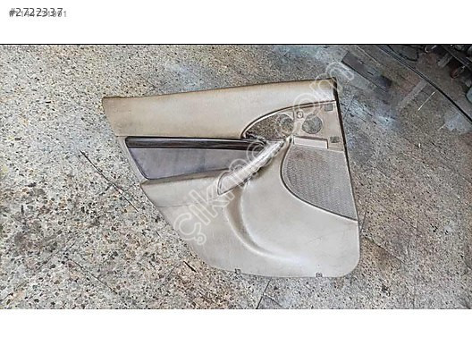 Focus 1 sol arka kapı döşemesi