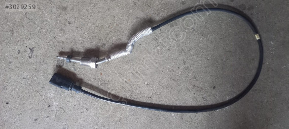 VW grubu 1,6 - 2,0 egzoz sıcaklık sensörü OEM 03L906088EC sıfır