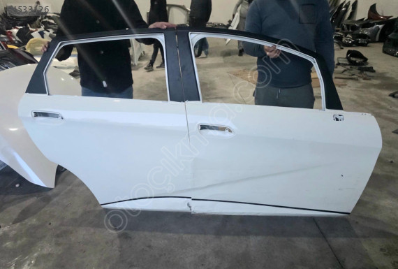 BYD DOLPHIN BEYAZ SAĞ ÖN  ARKA KAPI ORJINAL