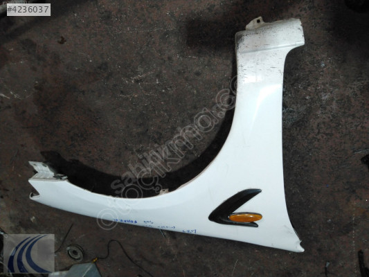 MAZDA 323 1997 ÇIKMA SAĞ ÖN ÇAMURLUK