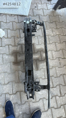 vw  Caddy 2021 25 ön tampon demiri