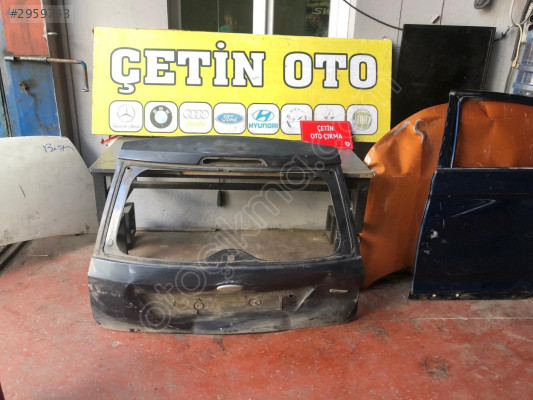 Ford fiesta bagaj kapagı ufak hasarlı 2002 2012 model uyumlu