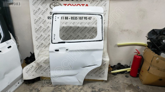 SİNCAR OTO'DAN FORD COURİER SOL SÜRGÜLÜ KAPI ÇIKMA ORJİNAL