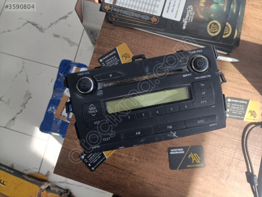 TOYOTA AURIS I RADIO RECORD PLAYER CD 86120-1A230 86120-12a30