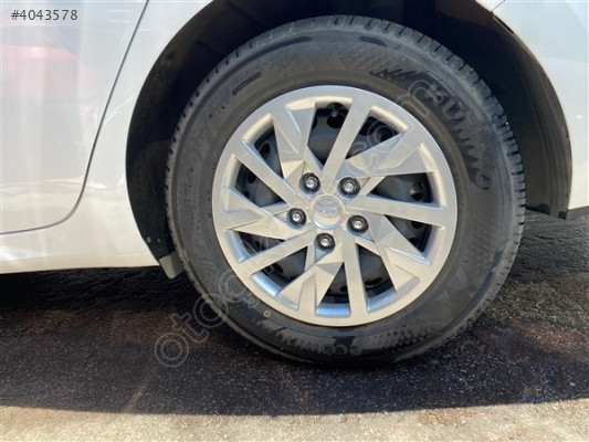 2022 Hyundai Elantra 15 İnç Kara Jant