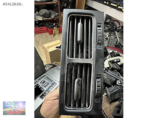 Volkswagen Tourenk Arka Kalerifer Izgarası 2012