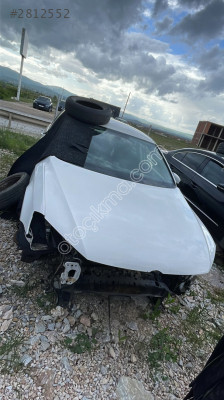 JETTA ÖN KAPUT HATASIZ BEYAZ