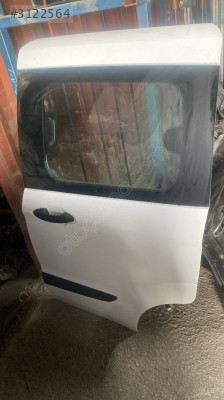 FORD COURİER SOL SÜRGÜLÜ KAPI OTO FEDAİ