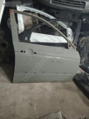 Hyundai Accent Era Sağ Ön Kapı