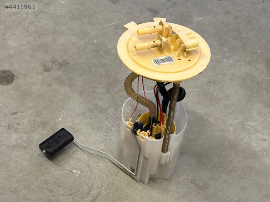 QASHQAİ 1.5 DCİ ADBLUE TİP YAKIT ŞAMANDIRASI 17040HV80A