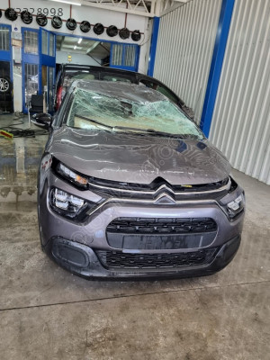 CİTROEN  C3  2023  MODEL  ÇIKMA  FAR