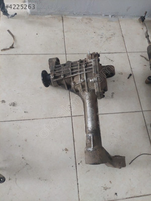 NİSSAN NAVARA 4X4 2.3 DEFRANSİYEL