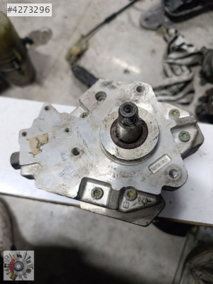 Ford Focus 1.6 Mazot Pompasi Cıkma 0445010089