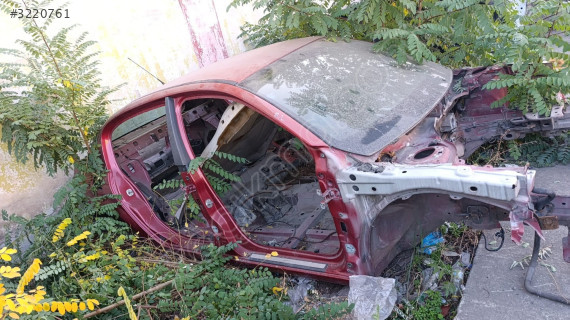 MEGANE 2 SEDAN TAVAN ARKA KASA KUPA KAYHANLAR OTO ÇIKMA