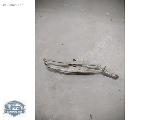 VOLVO S80 ÖN CAM SİLGİ MOTORU VE MEKANİZMASI ORJİNAL