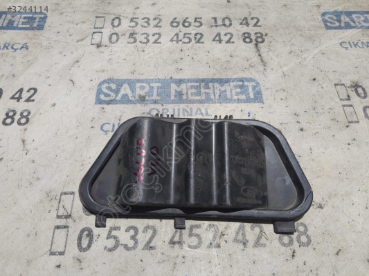 ÇIKMA VOLVO V40 SAĞ FAR KAPAĞI