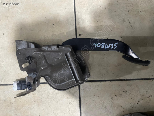 RENAULT SYMBOL  PEDAL