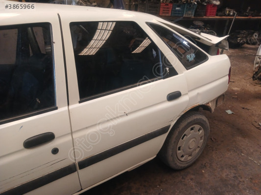 FORD ESCORT SOL ARKA KAPI ÇIKMA