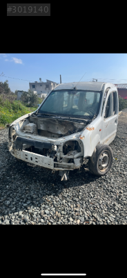RENAULT KANGO 1 ÖN KAPI