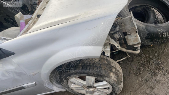 Renault Megane 2 sağ ön çamurluk orijinal çıkma