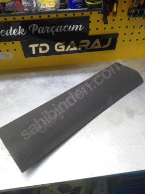 AUDİ TT SAĞ TAVAN DÖŞEMESİ İÇ TRİMİ