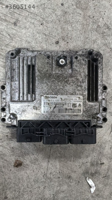 Peugeot 208 1.6 Çıkma Orjinal Motor Beyni 9805947580