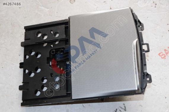 2017 2022 BMW 5 SERİSİ G30 G31 SAKLAMA ORTA KONSOL 51166819878