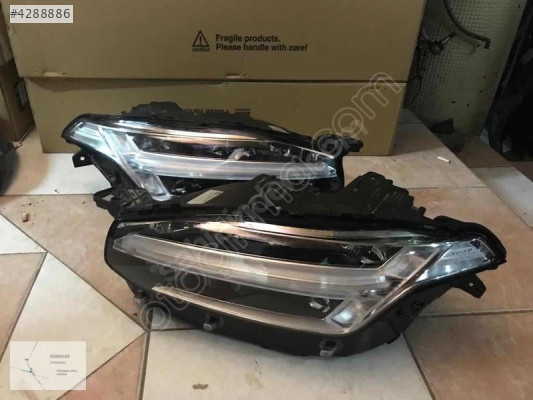 VOLVO XC90 SAĞ SOL FAR