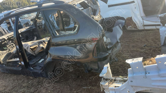 BMW X5 e53 sol arka çamurluk