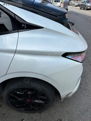 Ds4 sol arka çamurluk hatasız beyaz