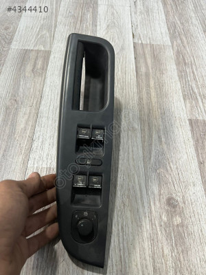 VOLKSWAGEN GOLF 5 SOL ÖN KAPI KOLU ÇIKMA ORJİNAL 1K4868049