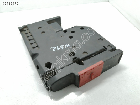 Mercedes	W212 W219 Röle Sigort Kutusu A2125400450 Garantili