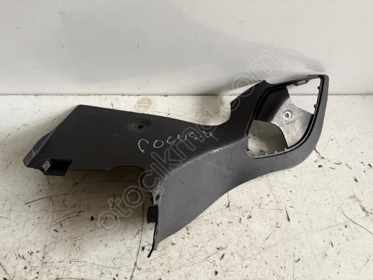 FORD FOCUS ARKA PANEL İÇ TRİM SAĞ
