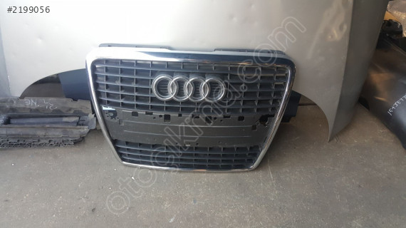 2013 audi A8 ön Panjur  çıkma parçalar