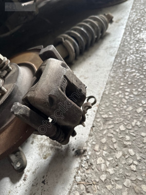 Peugeot 407 sol arka fren merkezi