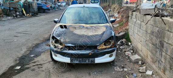 PEUGEOT 206 MOTOR KISMINDA YANIK