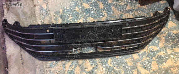 VOLKSWAGEN PASSAT 2025 ORJİNAL ÇIKMA ÖN TAMPON IZGARASI