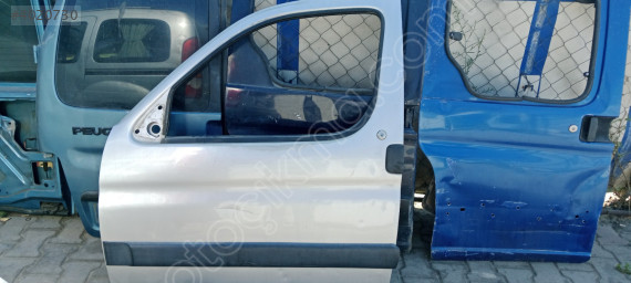 Peugeot partner sol ön kapı